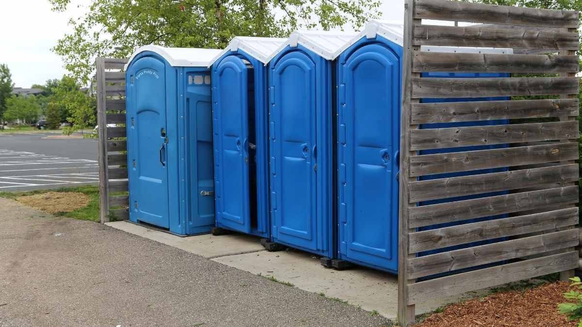 Porta Potty Rental Pros - Trusted Porta Potty Services in New Castle, IN, 47362